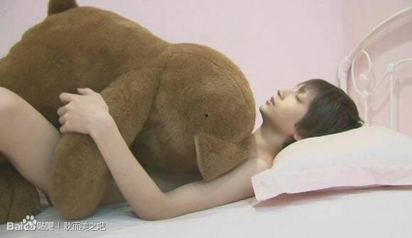 国产 小受咬床单在线 magnet