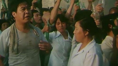 讽刺国产的视频在线观看,笑中带泪的本土视频盛宴