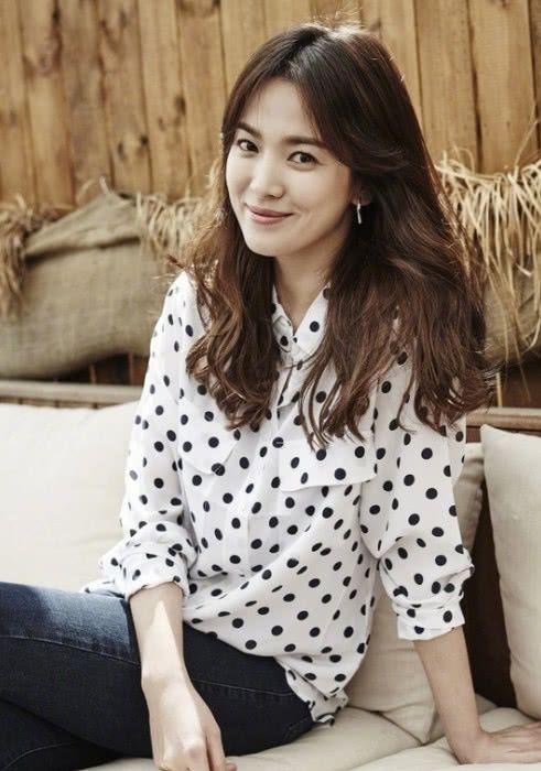 亚洲国产女神学生在线,青春风采，魅力绽放